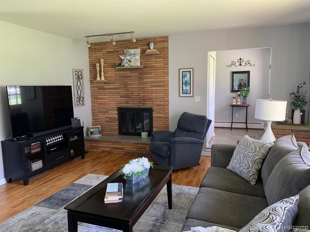 62 Davis Lake Road Lapeer, MI 48446 - Photo 8 of 30