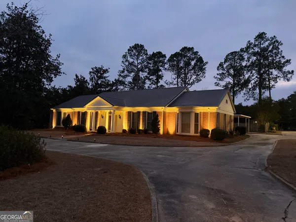 $449,900 | 95 West Willow Creek Lane, McRae-Helena, GA 31055