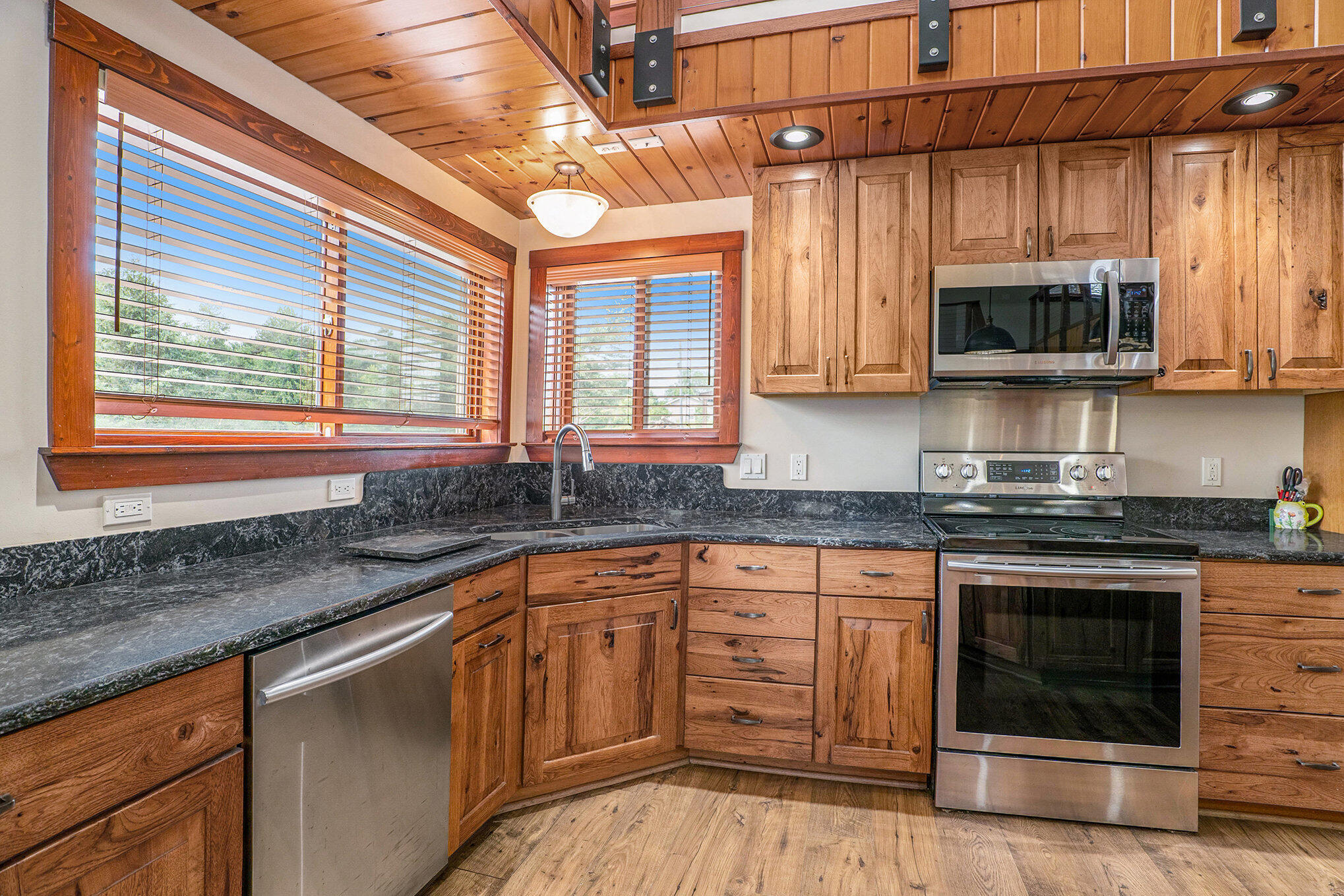 10770 21 Mile Road Evart, MI 49631 - Photo 20 of 35 Main Kitchen Hickory Cabinets