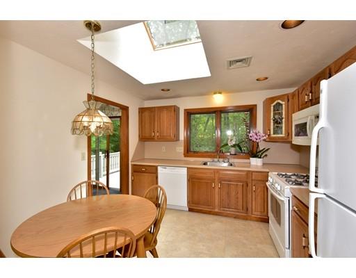59 Raymond Way Ashland, MA 01721 - Photo 3 of 30 Gallery Image 3