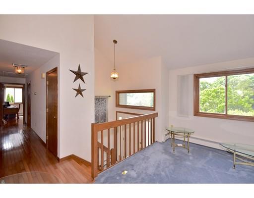59 Raymond Way Ashland, MA 01721 - Photo 8 of 30 Gallery Image 8