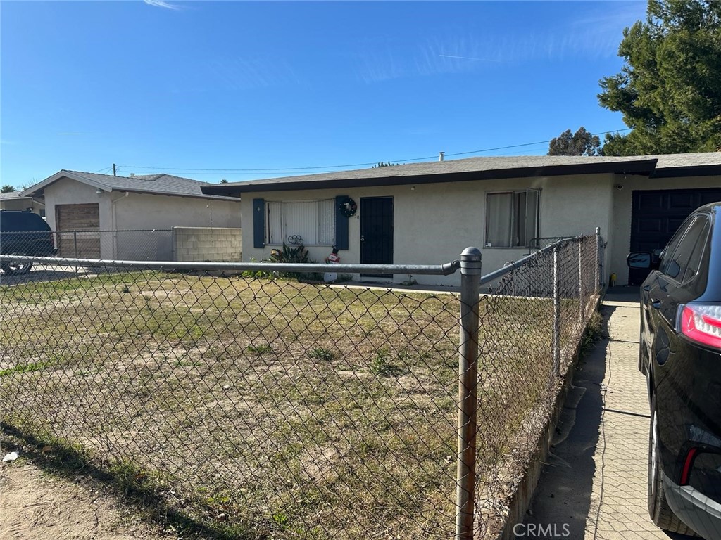 2552 North California St  