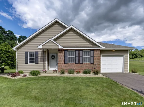 $429,000 | 6 Vista View Drive, Unit 6, South Windsor, CT 06074