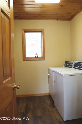 $654,900 | 11 A Hummingbird Circle, Horicon, NY 12808