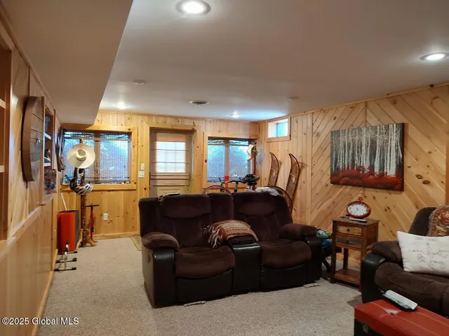 $654,900 | 11 A Hummingbird Circle, Horicon, NY 12808