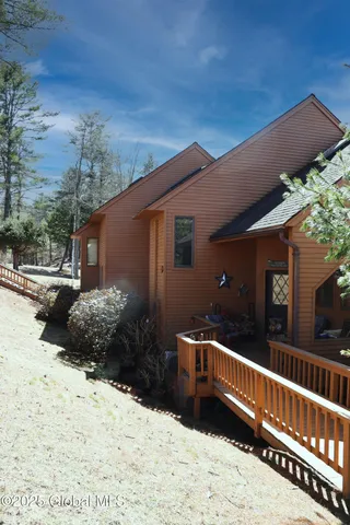 $654,900 | 11 A Hummingbird Circle, Horicon, NY 12808