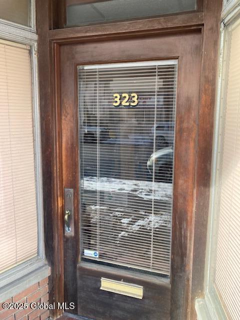 323 5th Avenue Troy, NY 12182 - Photo 2 of 15 IMG_3884