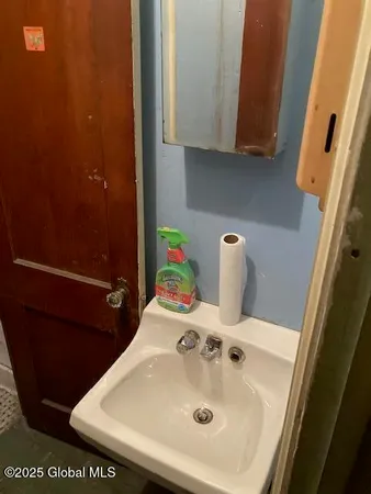 $525,000 | 323 5th Avenue, Troy, NY 12182