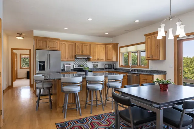 $799,900 | N1583 Meadow Ridge Road, Greenfield, WI 54601