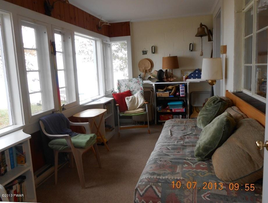 9 Shore Road Tafton, PA 18464 - Photo 6 of 18