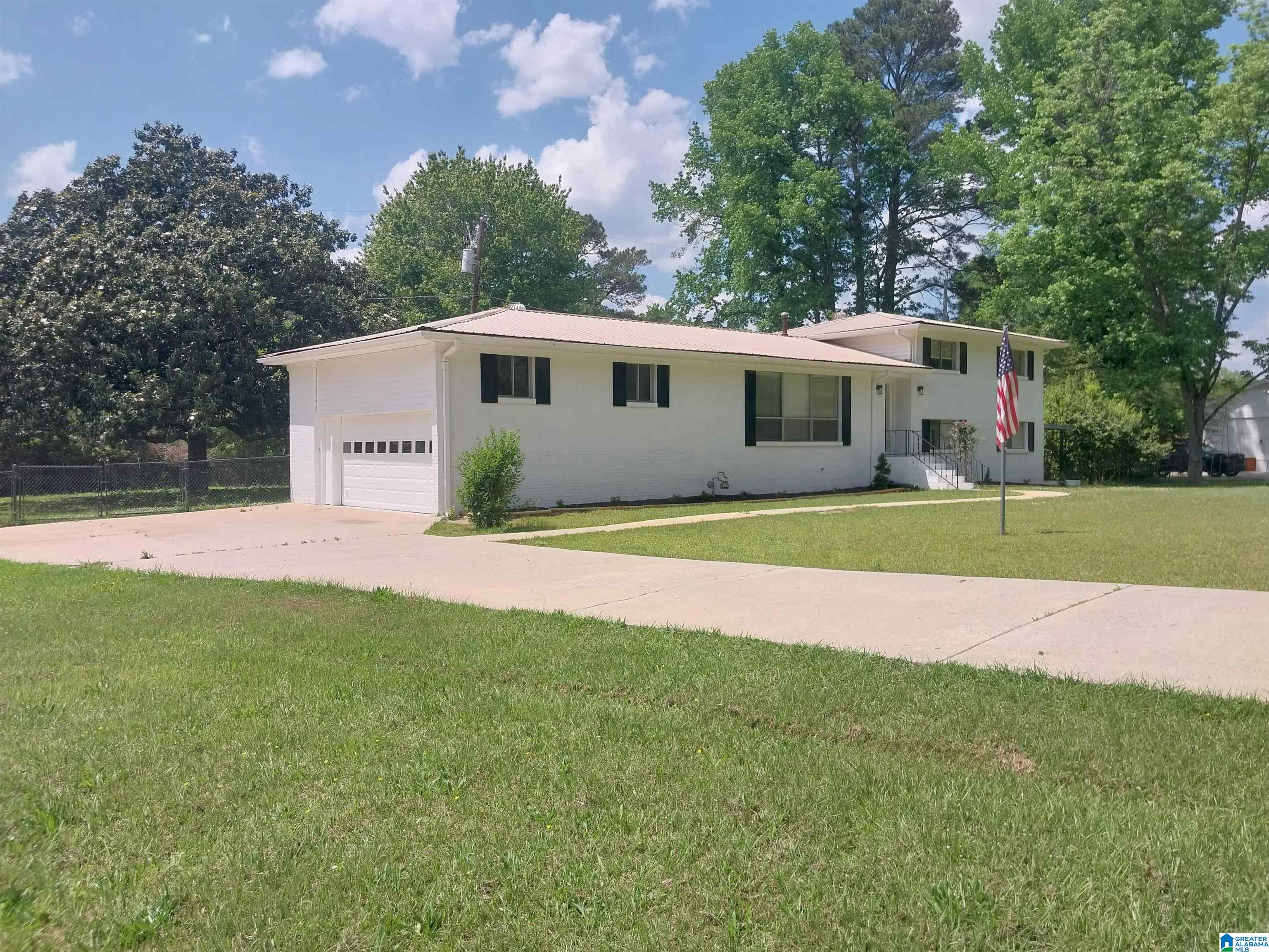 2074 Nixon Road Bessemer, AL 35022 - Photo 3 of 29