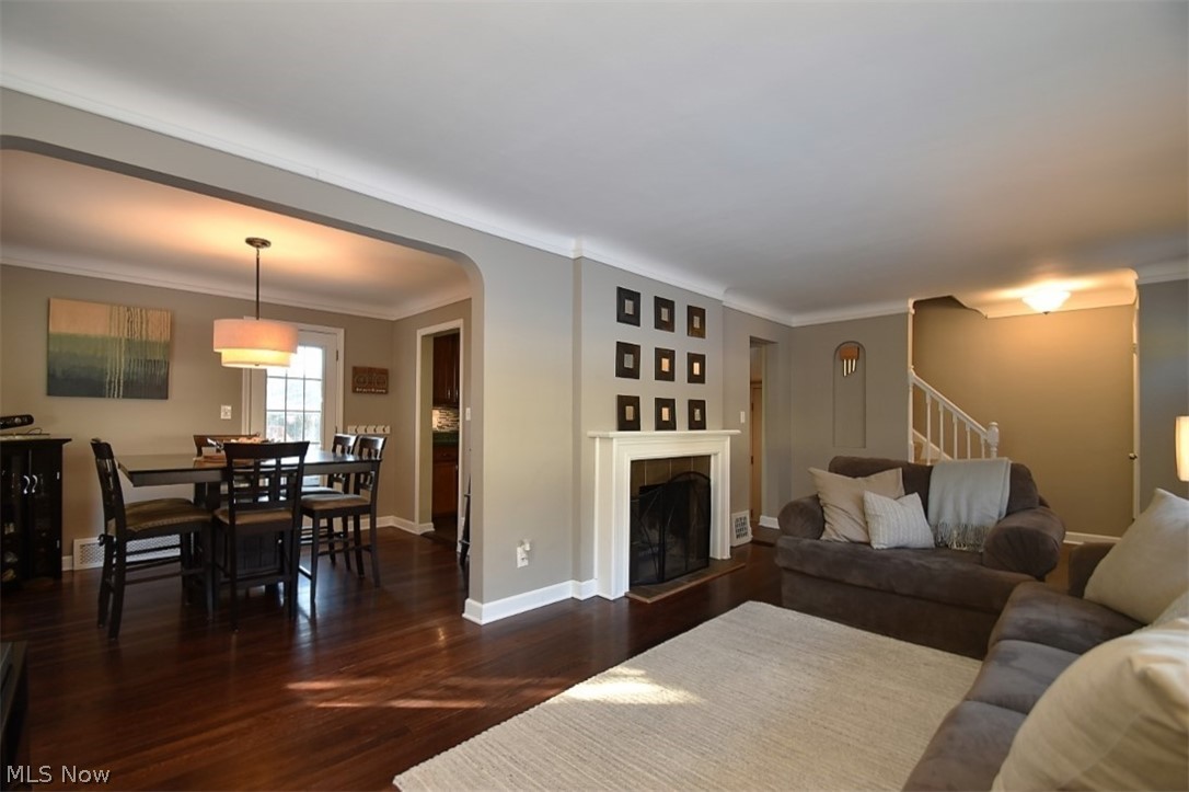4992 Anderson Road Cleveland, OH 44124 - Photo 7 of 29