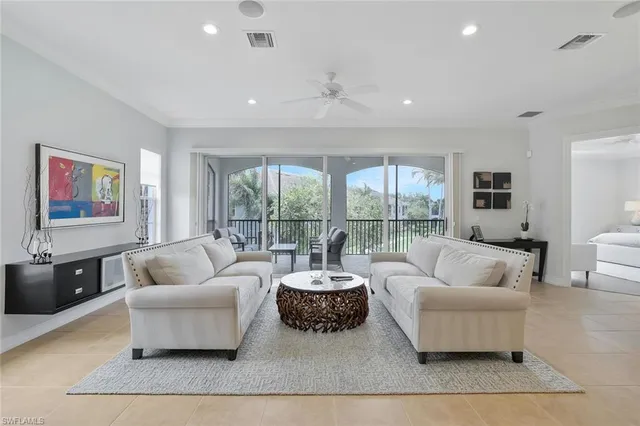 $9,500 | 5030 Blauvelt Way, Unit 201, Naples, FL 34105