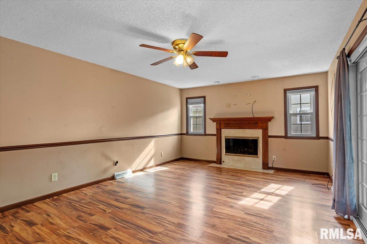 2605 Cardifs Avenue Springfield, IL 62704 - Photo 16 of 37