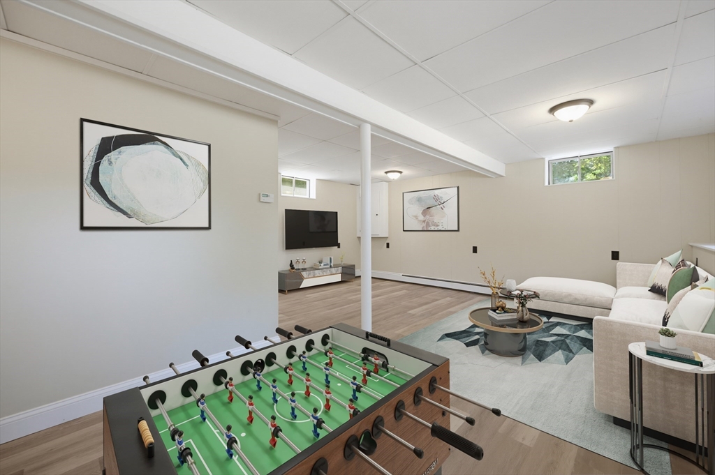 385 River Road Uxbridge, MA 01569 - Photo 23 of 34