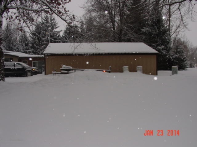 Garage b