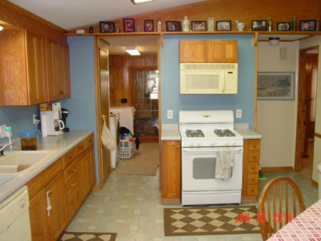 79600 50th Street Decatur, MI 49045 - Photo 8 of 18 Kitchen