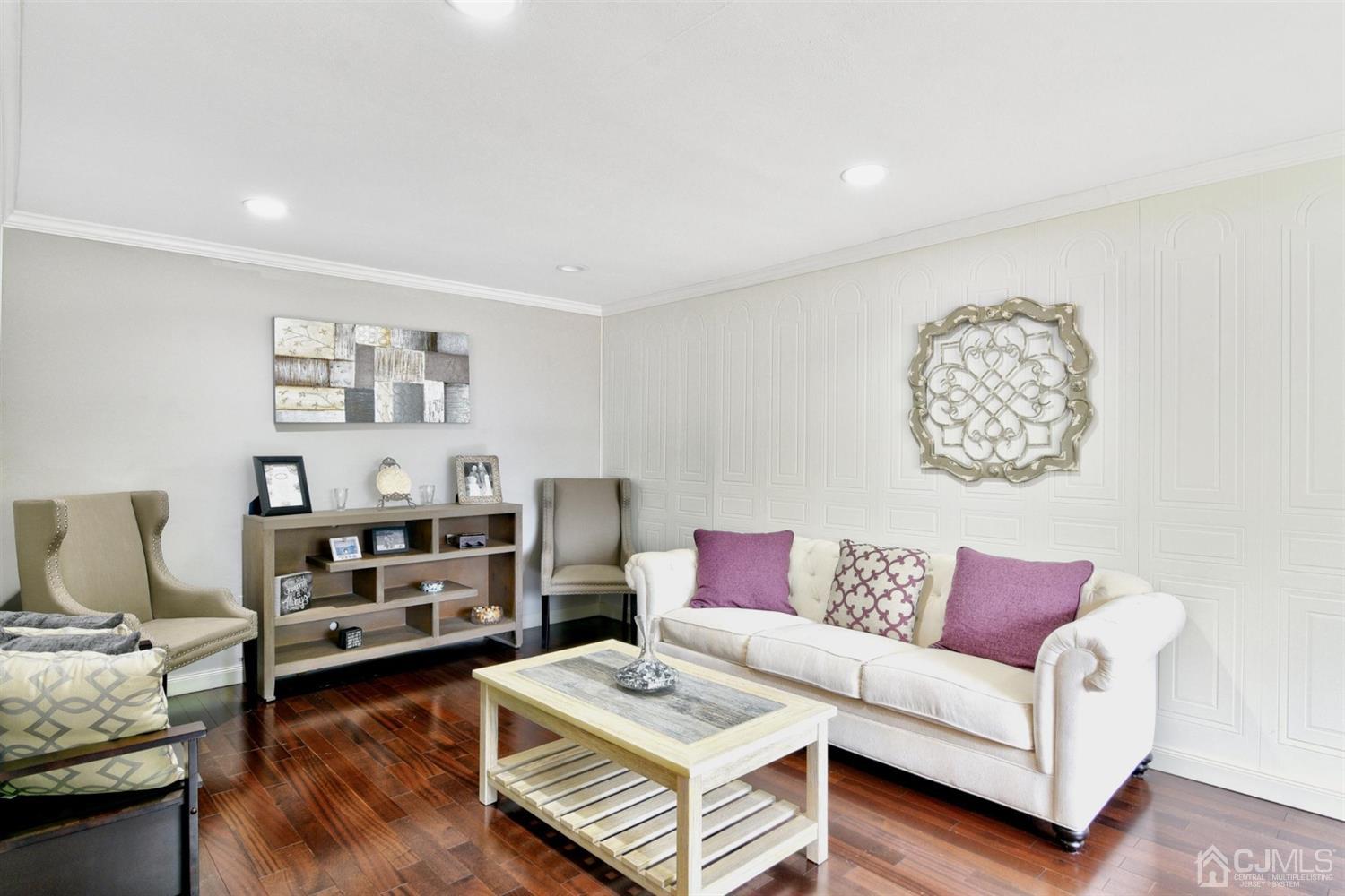 37 Marlin Road Old Bridge, NJ 08857 - Photo 5 of 25 Gallery Image 5