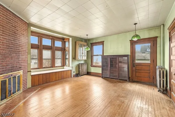 $1,100,000 | 150 West Dudley Avenue, Westfield, NJ 07090