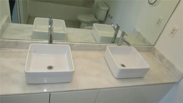 $3,500 | 601 Northeast 36th Street, Unit 2308, Miami, FL 33137