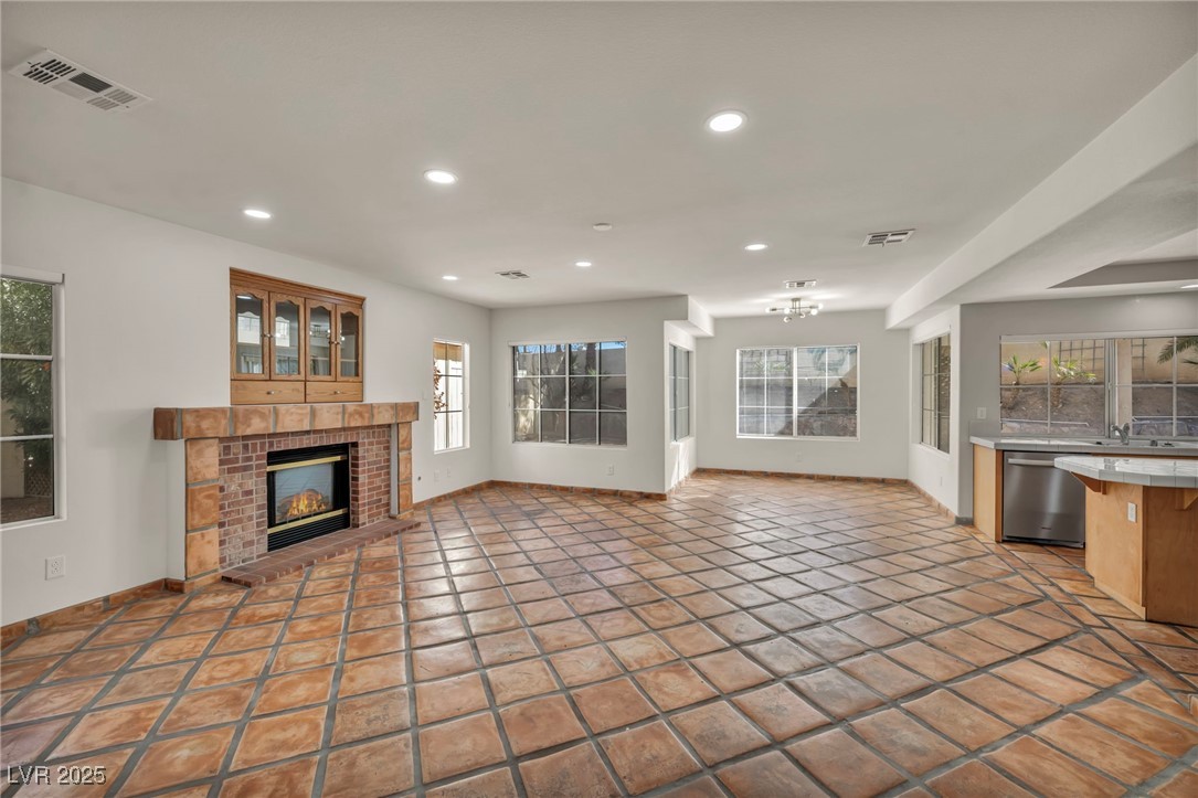 1 Rising Sun Court Henderson, NV 89074 - Photo 15 of 39 Gallery Image 15