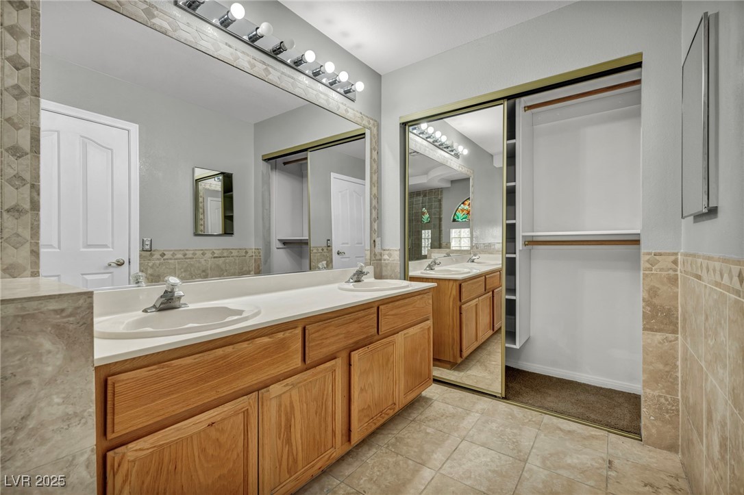 1 Rising Sun Court Henderson, NV 89074 - Photo 38 of 39 Gallery Image 38