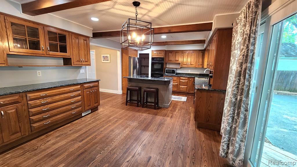 1031 Cadieux Road Grosse Pointe Park, MI 48230 - Photo 17 of 33