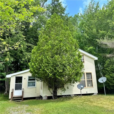 $129,900 | 7109 Spruce Trail, Diana, NY 13648