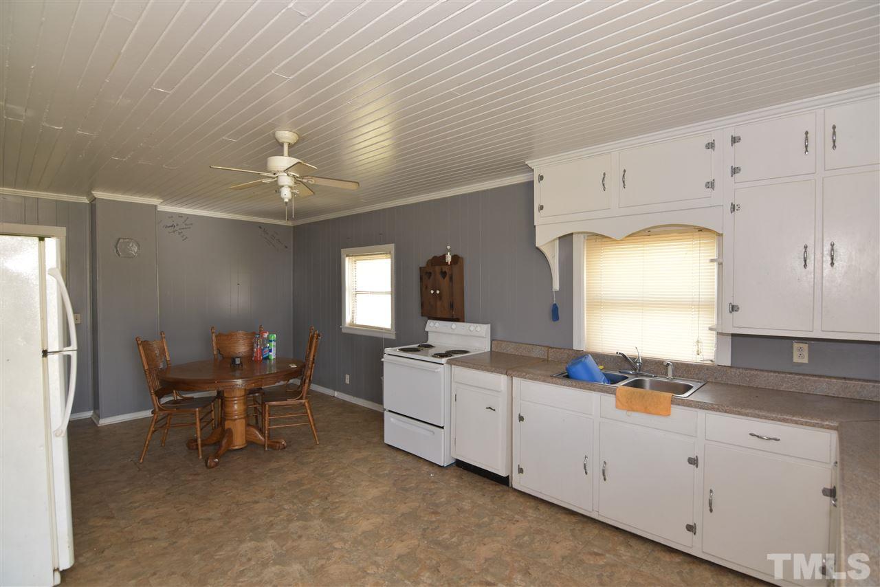 1560 Juniper Road Newton Grove, NC 28366 - Photo 14 of 20 Gallery Image 14