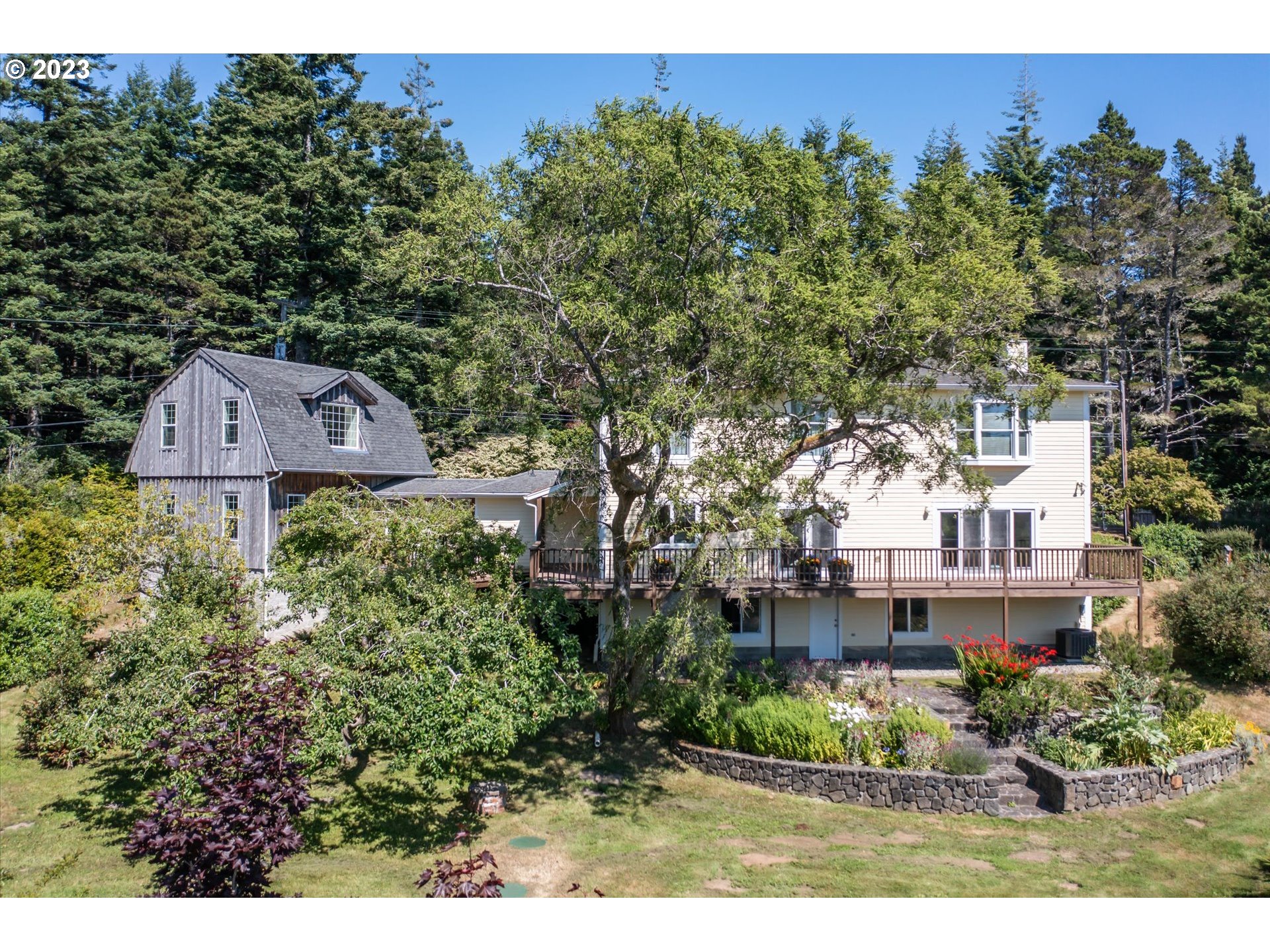 55848 Bates Road Bandon, OR 97411 - Photo 22 of 46 Gallery Image 22
