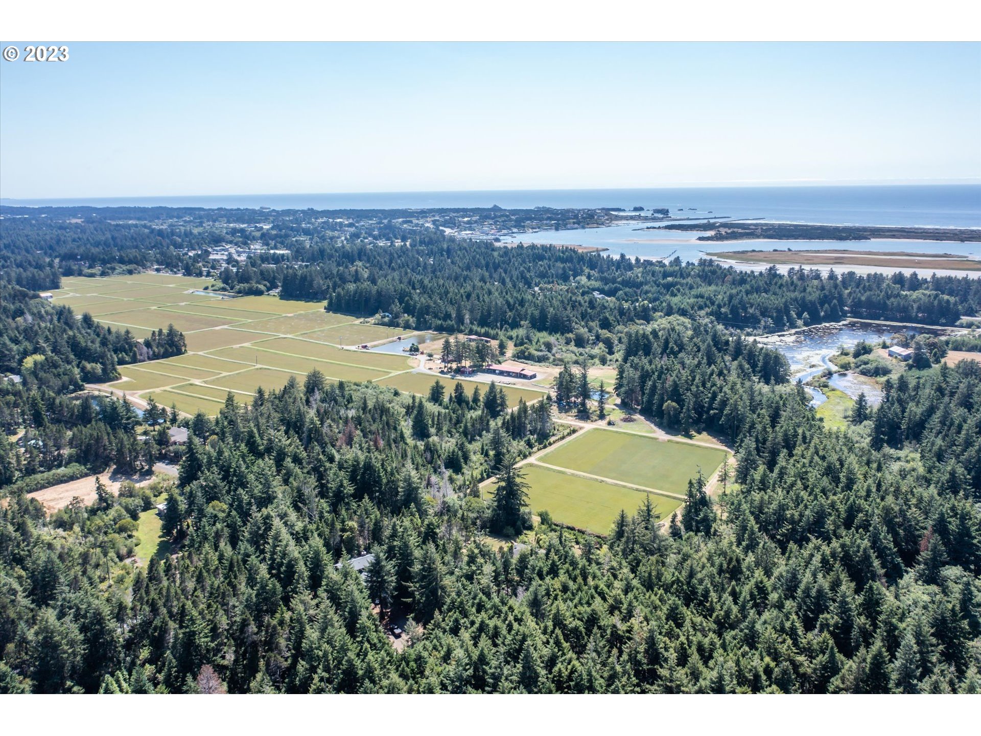 55848 Bates Road Bandon, OR 97411 - Photo 29 of 46 Gallery Image 29