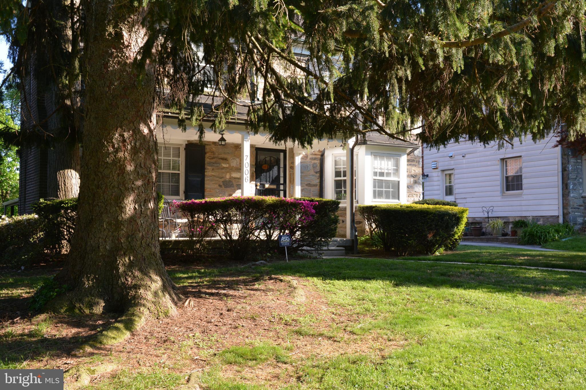 7006 Sherwood Road Philadelphia, PA 19151 - Photo 2 of 33 Gallery Image 2