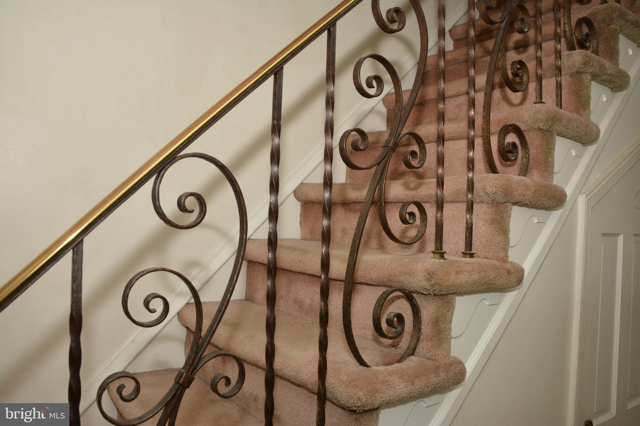 7006 Sherwood Road Philadelphia, PA 19151 - Photo 17 of 33 Gallery Image 17