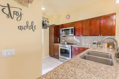 $799,000 | 69-200 Pohakulana Place, Unit G5, Waikoloa, HI 96738