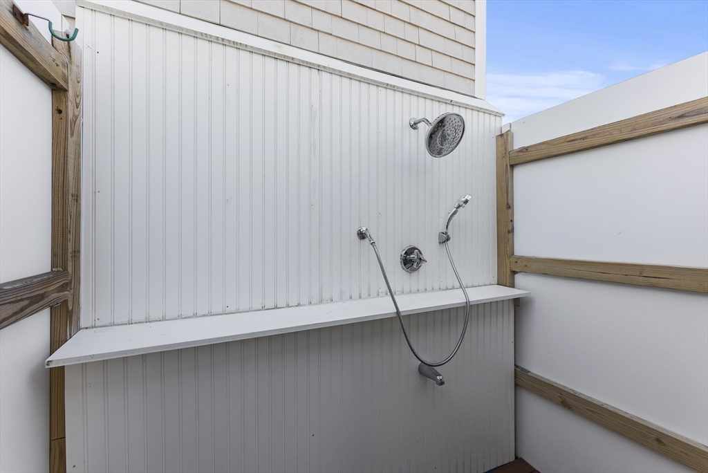 83 Turner Road Scituate, MA 02066 - Photo 16 of 38