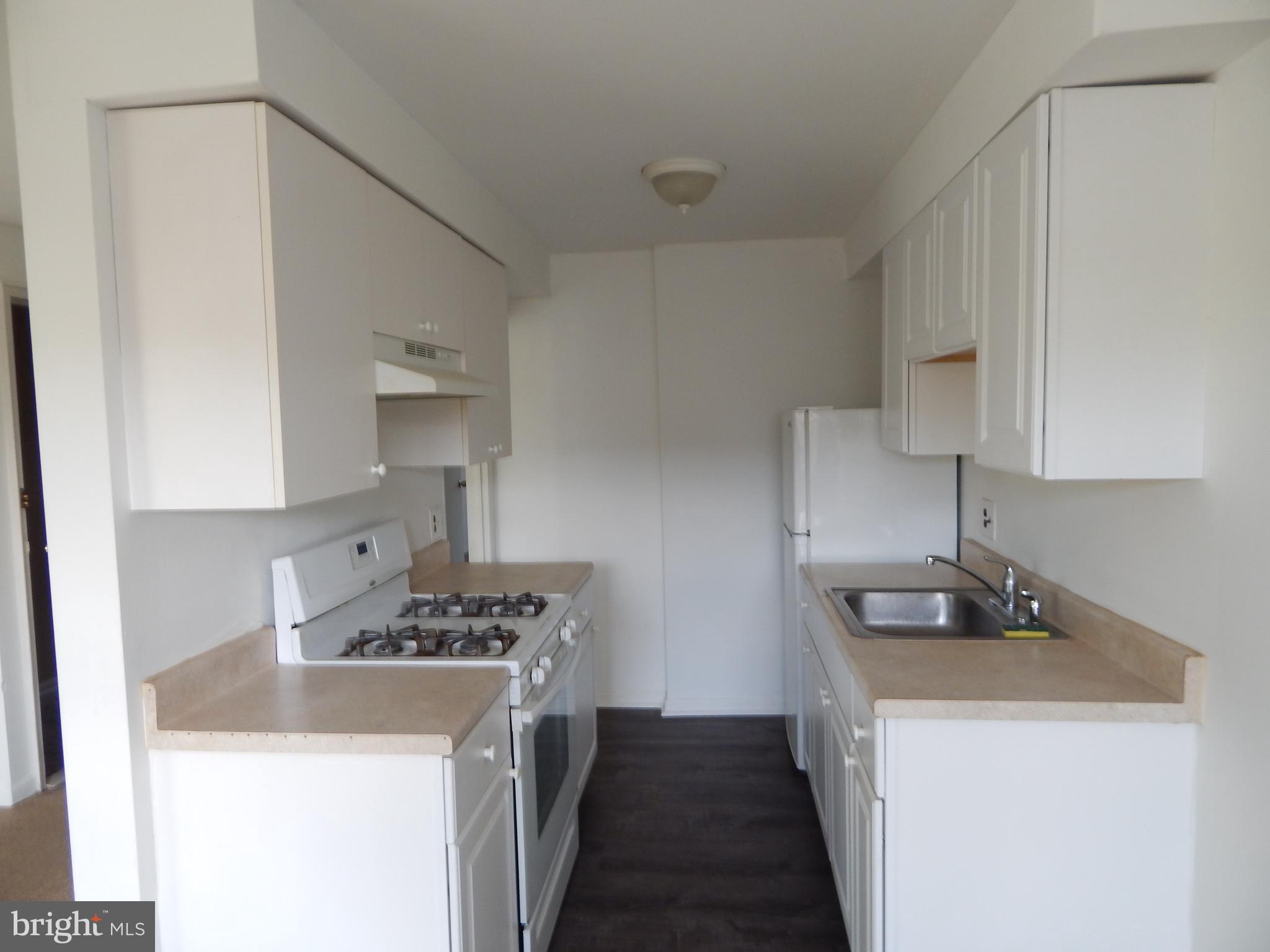 10217 East Keswick Road Philadelphia, PA 19114 - Photo 9 of 13 1st floor