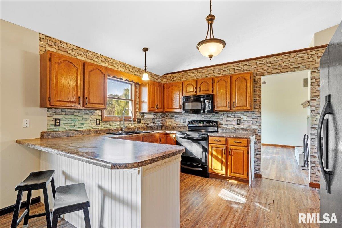 1 Henrietta Street Divernon, IL 62530 - Photo 15 of 34