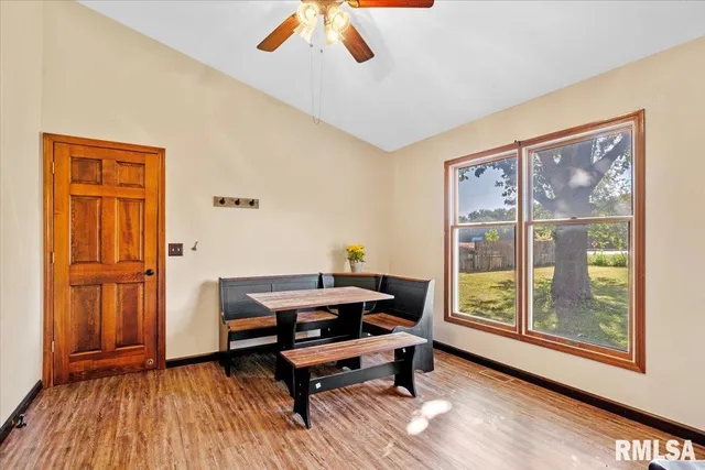 $190,000 | 1 Henrietta Street, Divernon, IL 62530