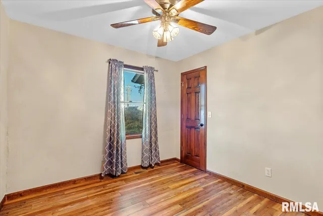 $190,000 | 1 Henrietta Street, Divernon, IL 62530