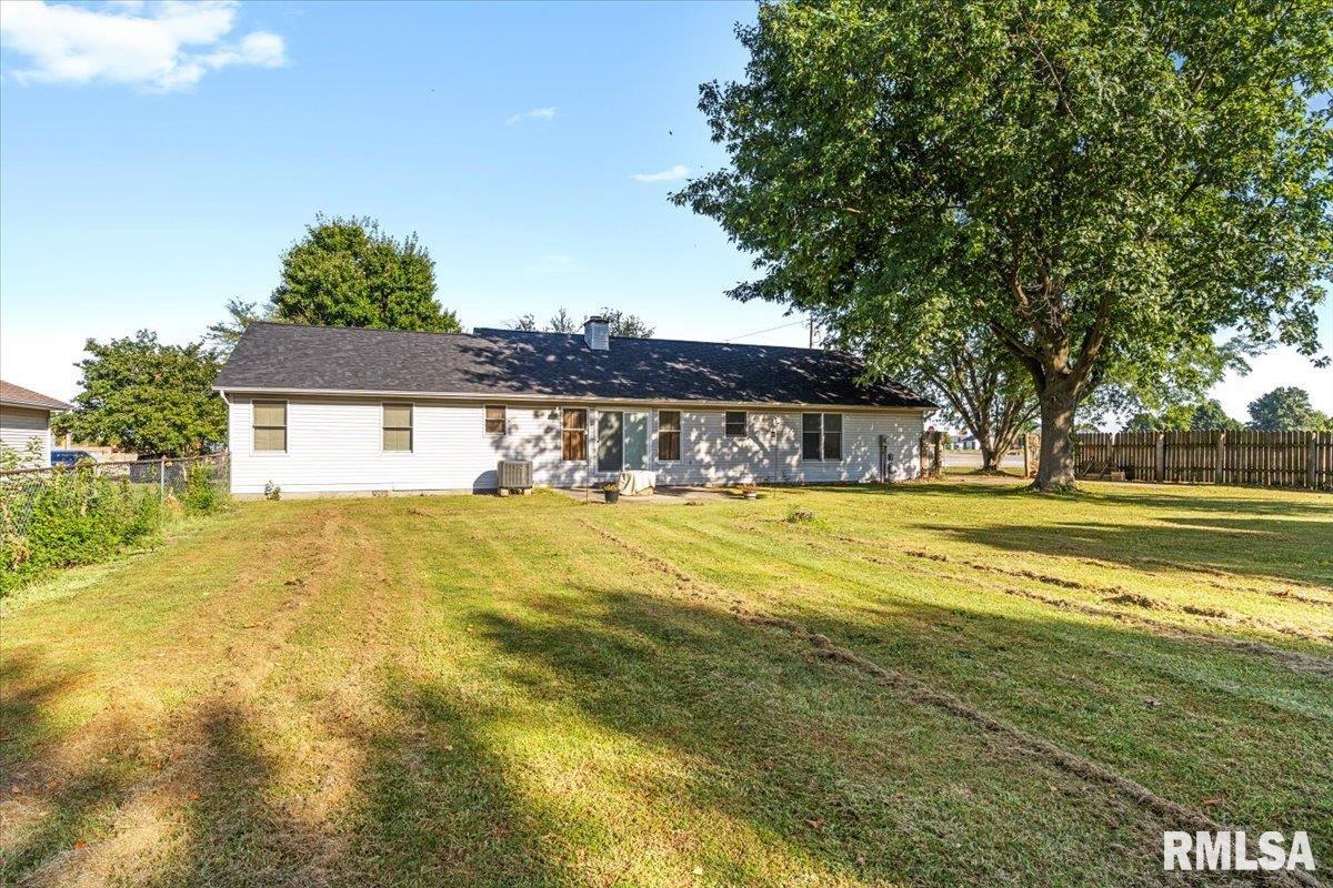 1 Henrietta Street Divernon, IL 62530 - Photo 32 of 34