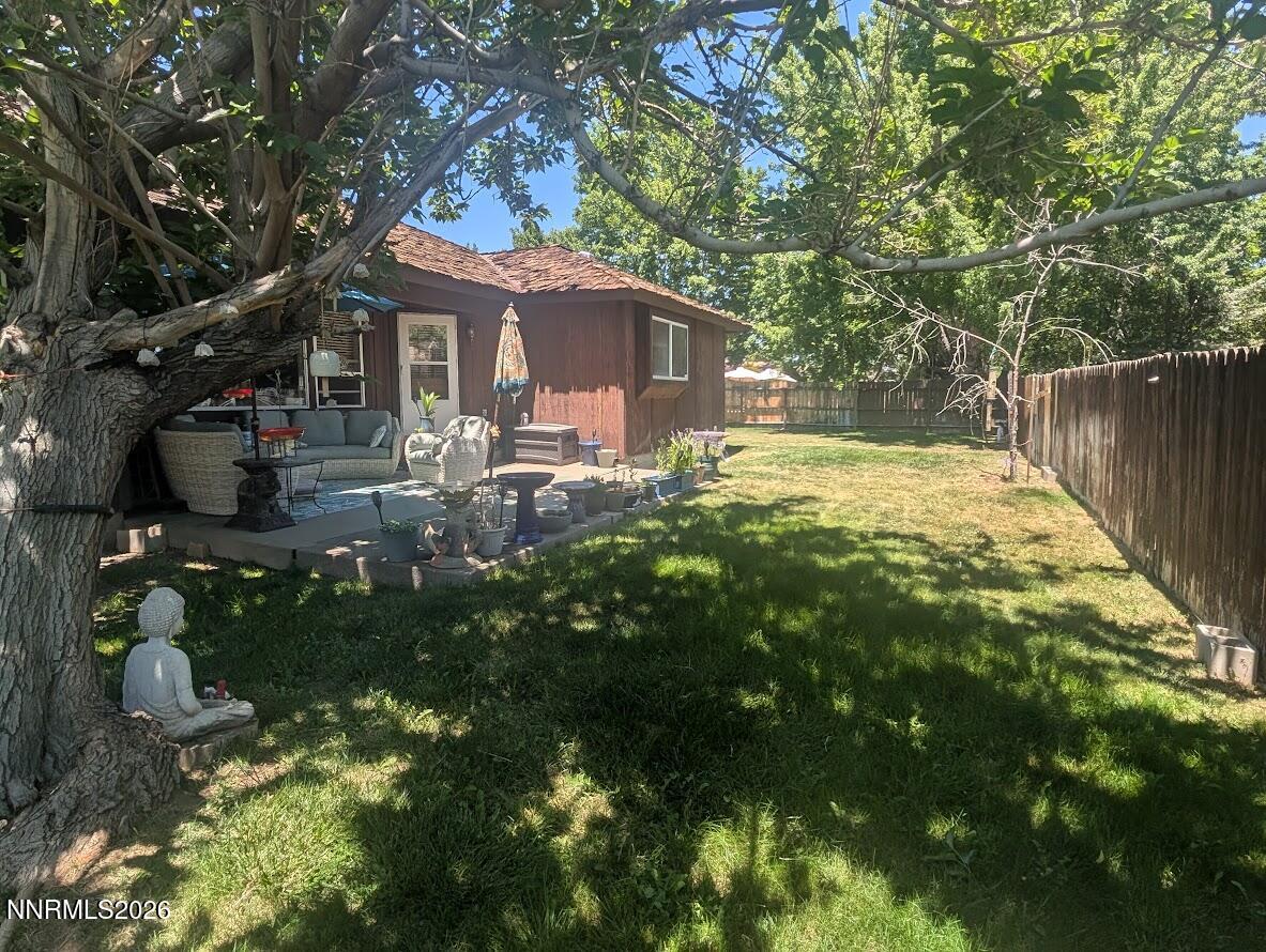 4263 Muirwood Circle Reno, NV 89509 - Photo 33 of 36 Side Patio