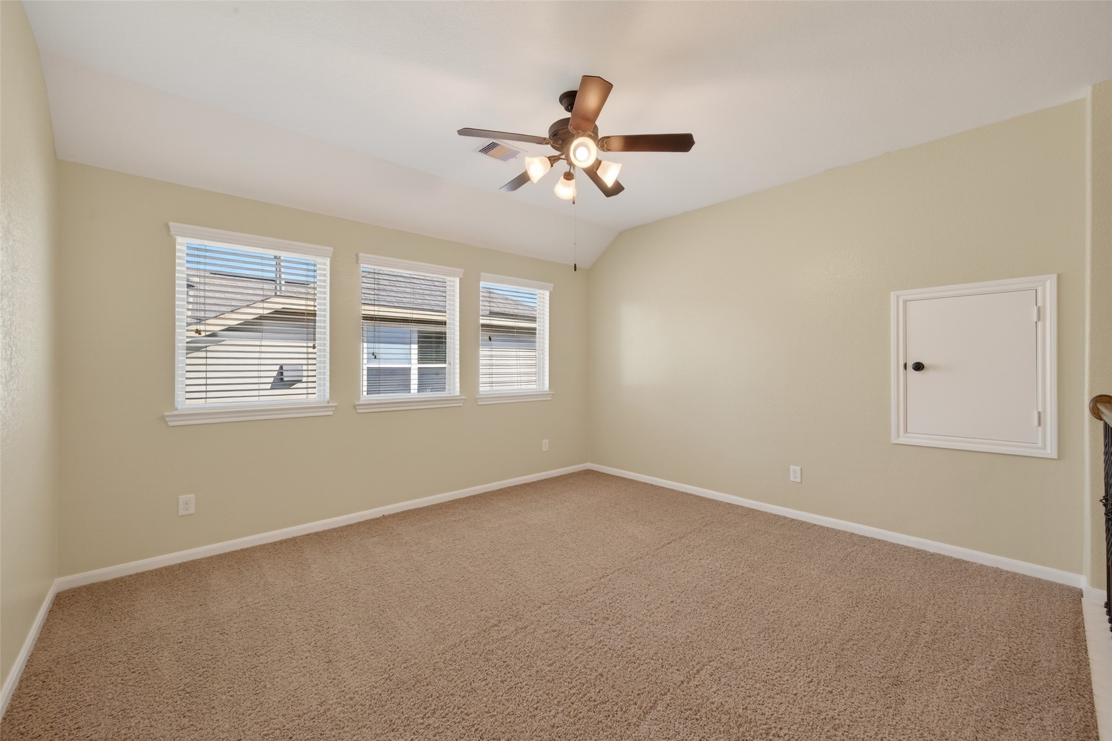 6 Painted Post Place Spring, TX 77389 - Photo 36 of 49 a view of an empty room with a window