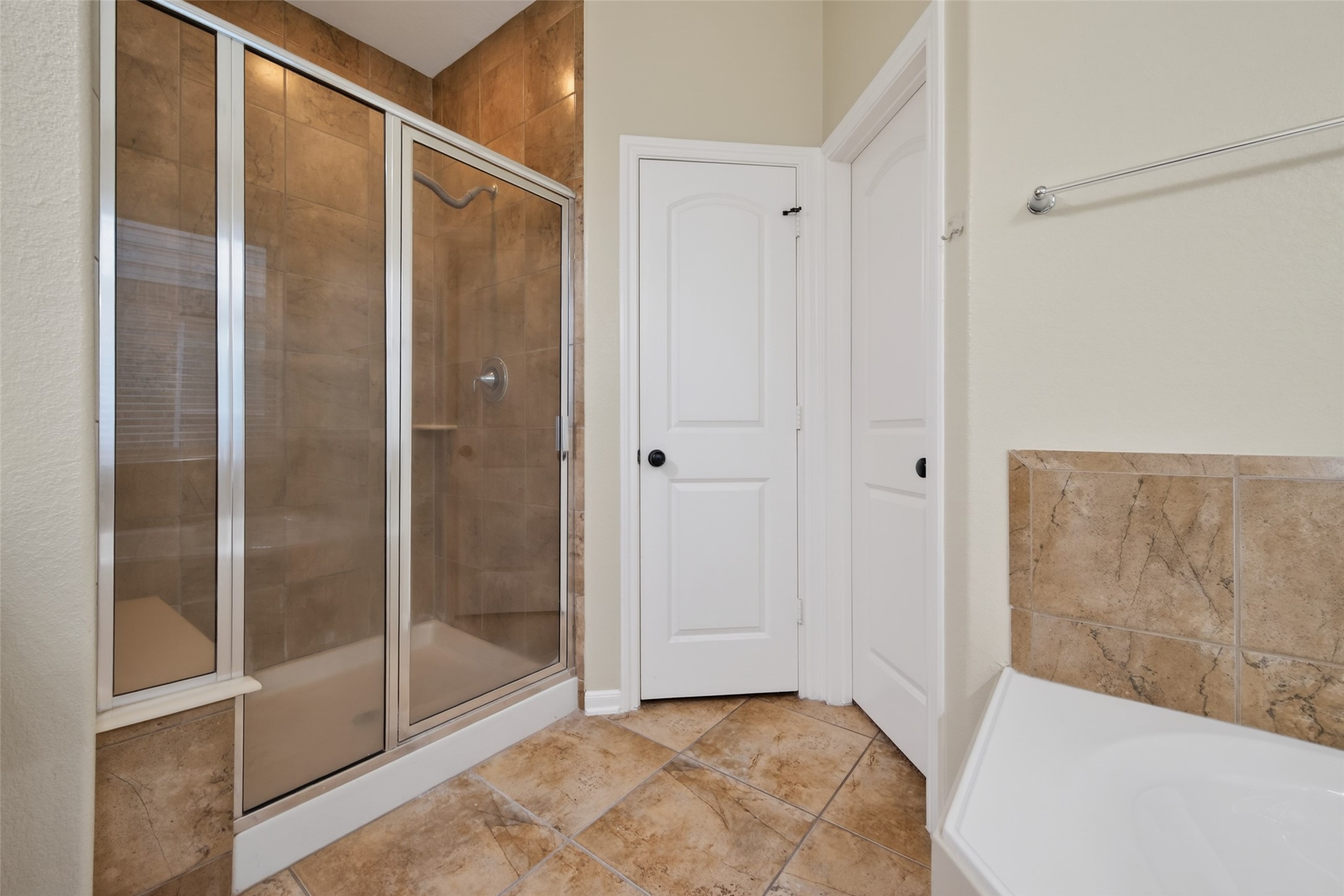 6 Painted Post Place Spring, TX 77389 - Photo 42 of 49 a bathroom with a shower and a bathtub