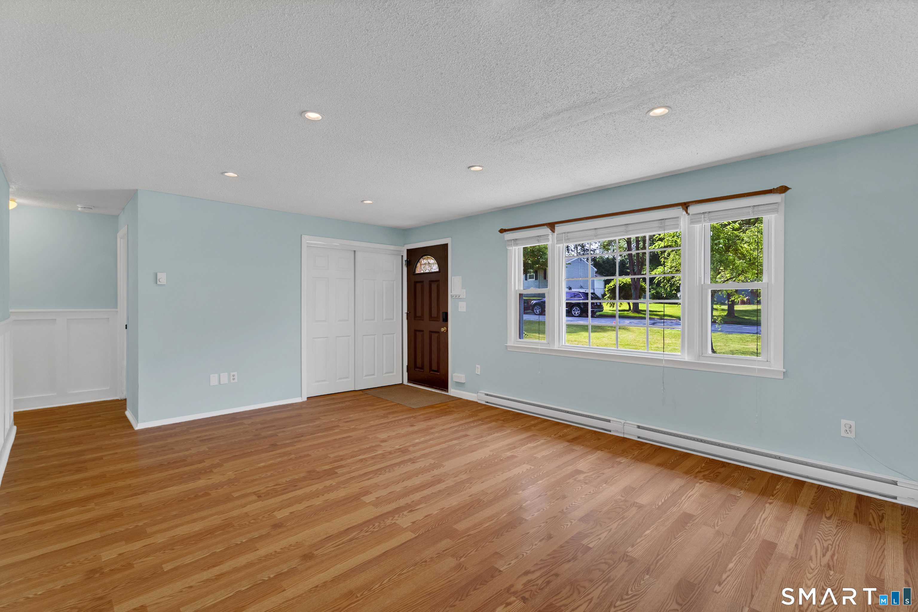 13 Pennywise Lane Ledyard, CT 06339 - Photo 4 of 26