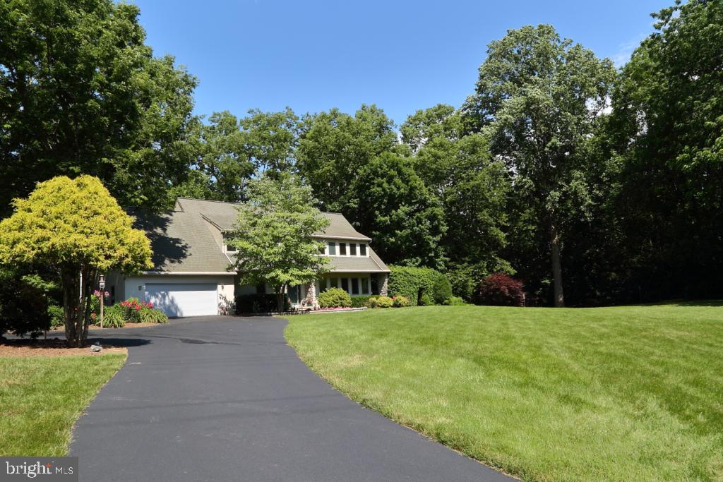 383 Ironstone Ridge Road Lancaster, PA 17603 - Photo 3 of 64