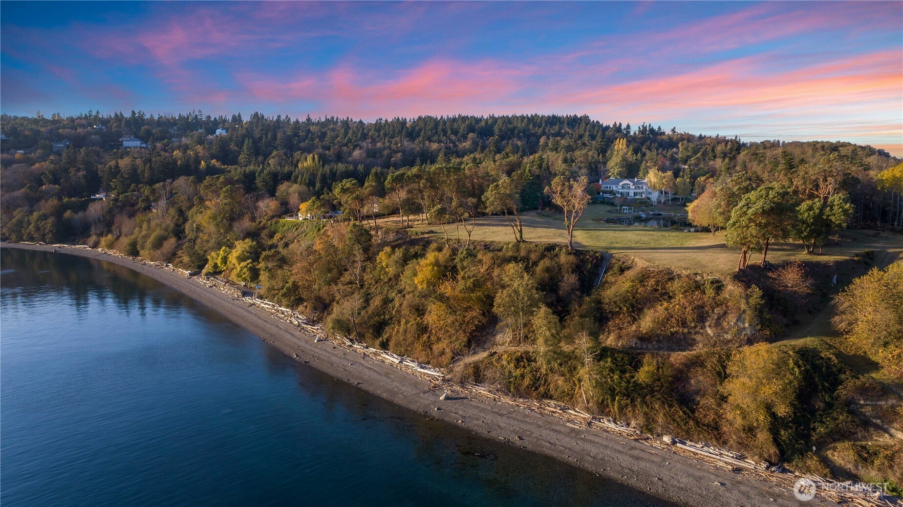 4205 Southwest Point Robinson Road Vashon, WA 98070 - Photo 2 of 40 Gallery Image 2