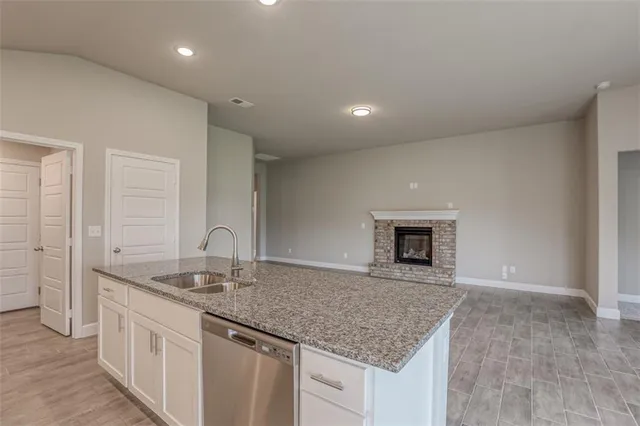 $457,350 | 8357 North Greentree Drive, Lenexa, KS 66227