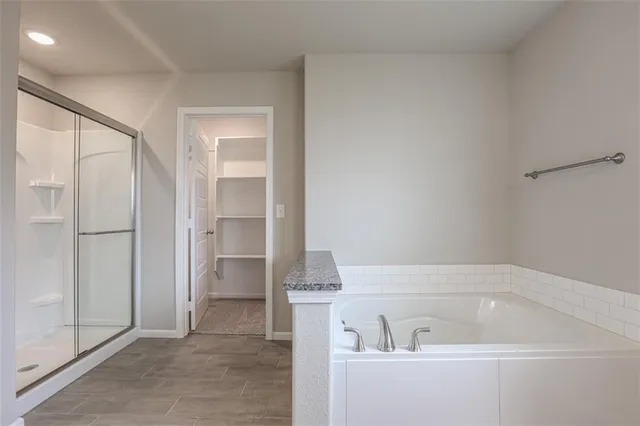 $457,350 | 8357 North Greentree Drive, Lenexa, KS 66227