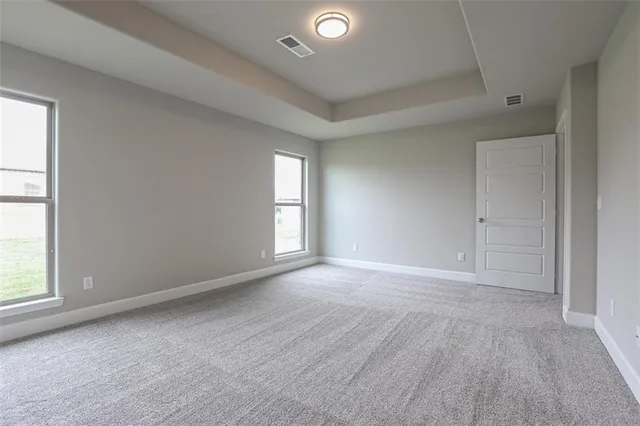 $457,350 | 8357 North Greentree Drive, Lenexa, KS 66227