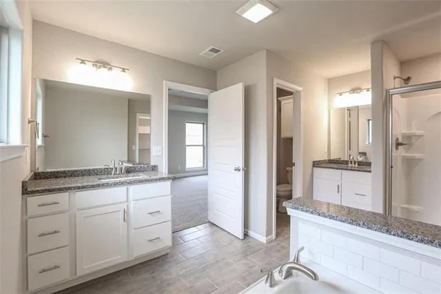 $457,350 | 8357 North Greentree Drive, Lenexa, KS 66227